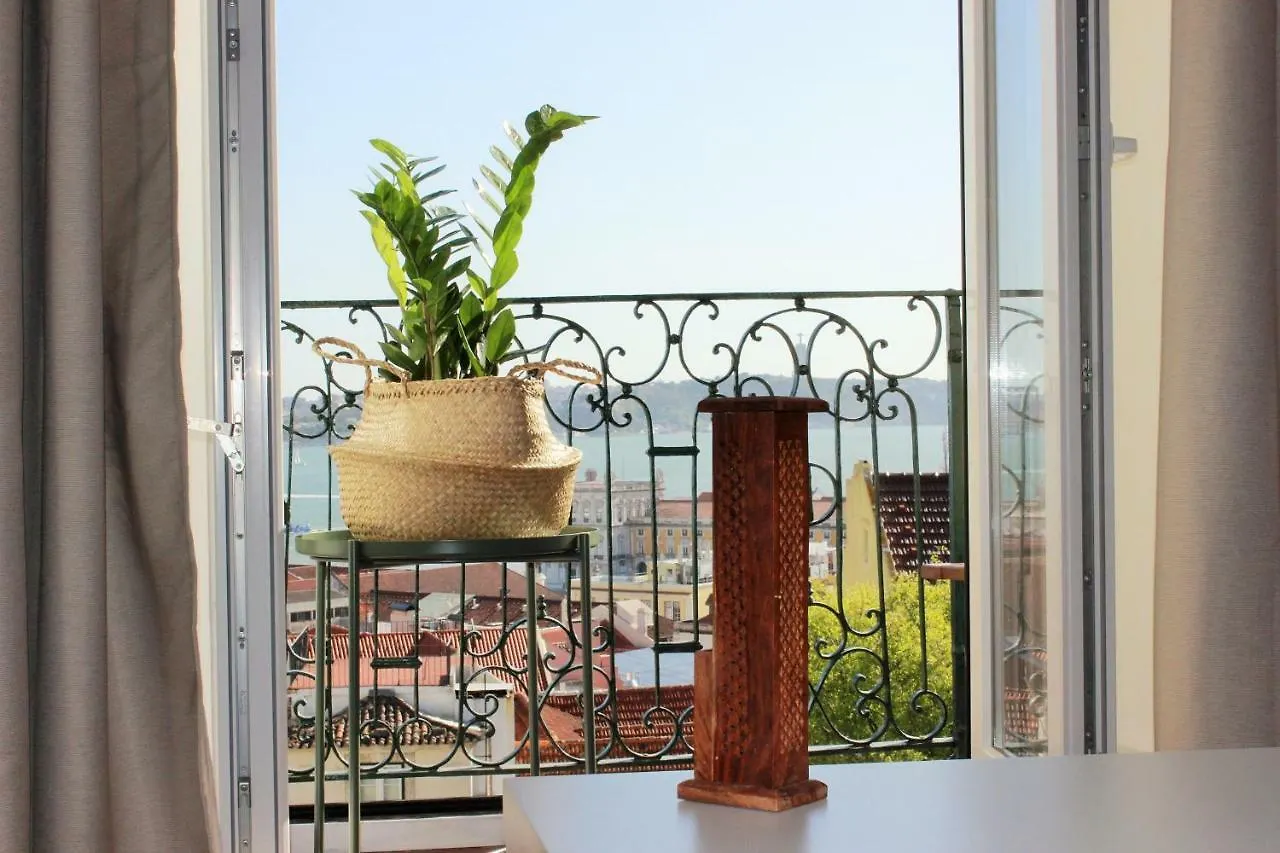Daire Casa Da Varanda Simpatica Lisboa